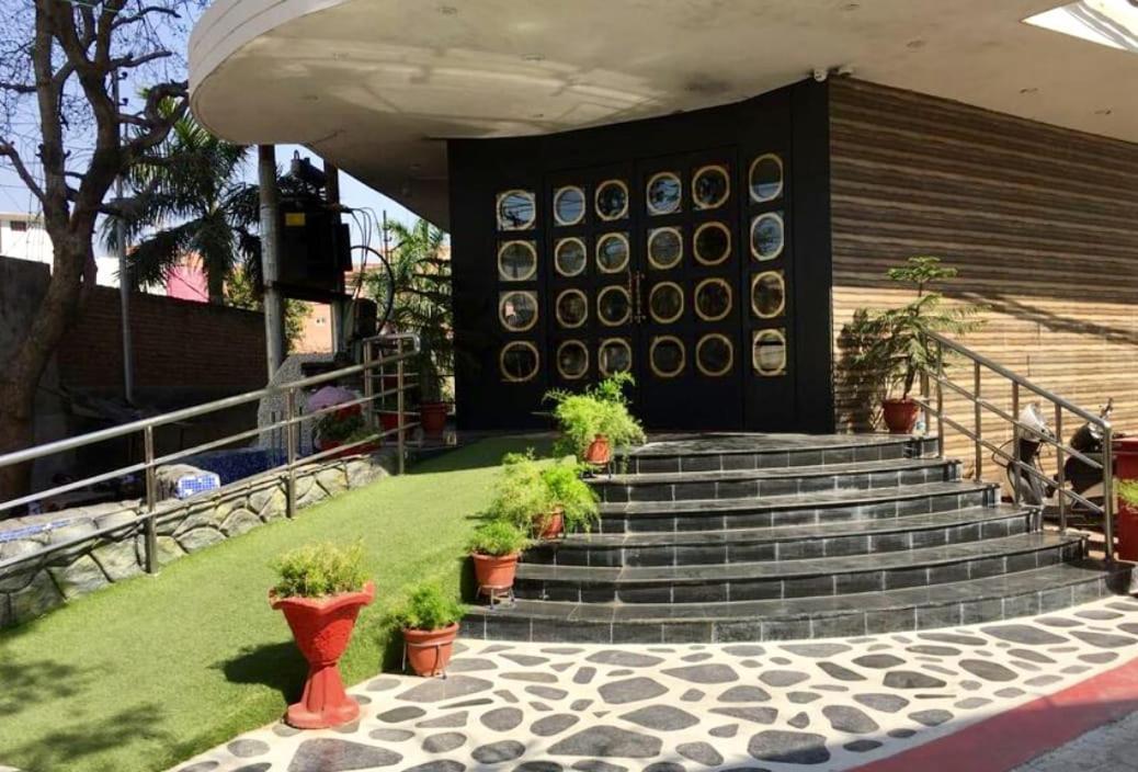 K3 Club Residency Hotel Jhansi Exterior photo