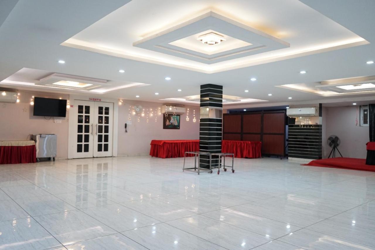 K3 Club Residency Hotel Jhansi Exterior photo