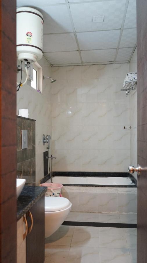 K3 Club Residency Hotel Jhansi Exterior photo